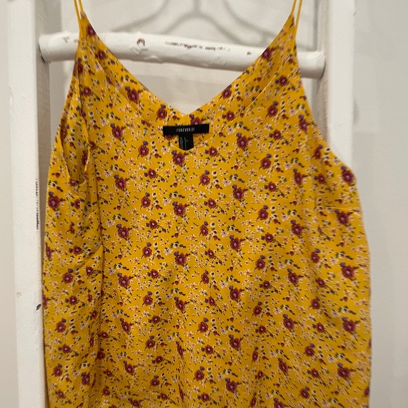 Forever 21 Floral Mustard Fall Top - Picture 4 of 4